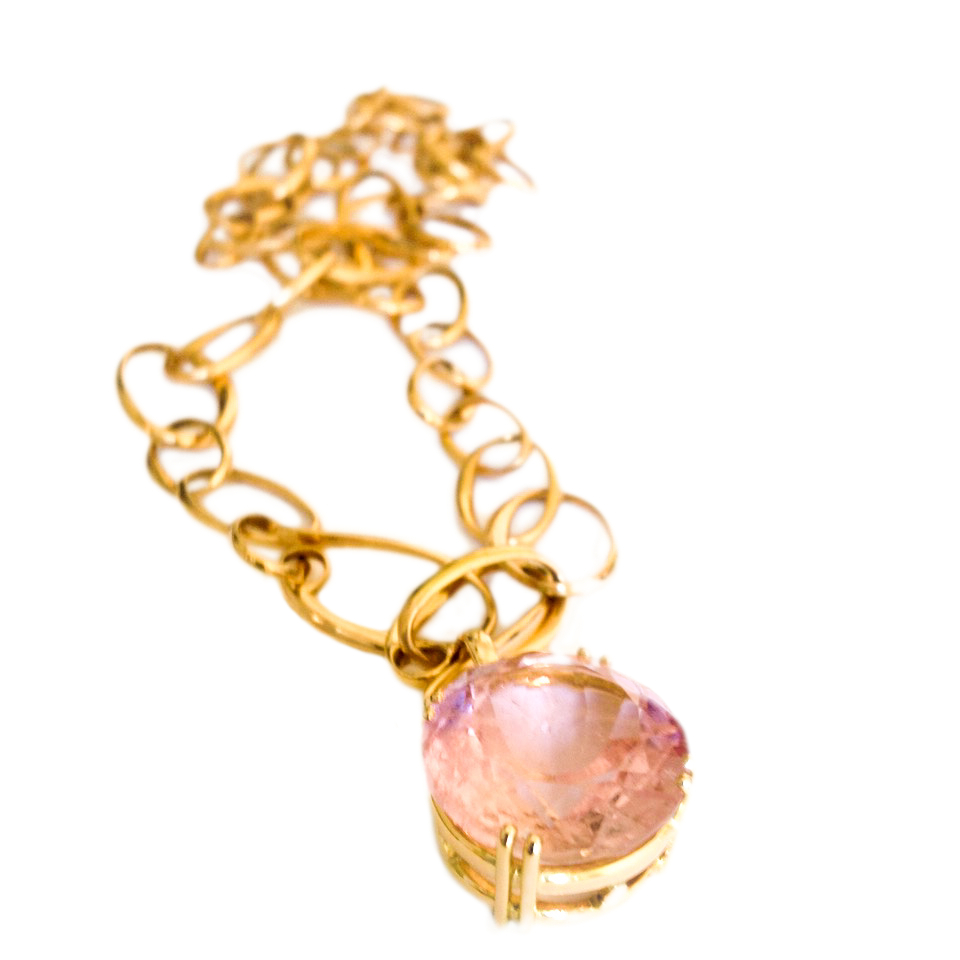 Kette und Anhänger